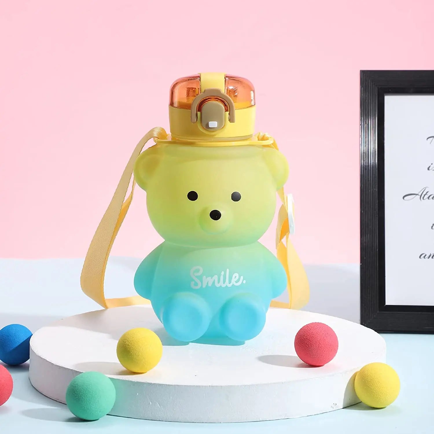 Cute Bear Water Bottle 800ml with Straw & Strap – Portable Leak-Resistant Drinking Cup for Kids & Daily Use