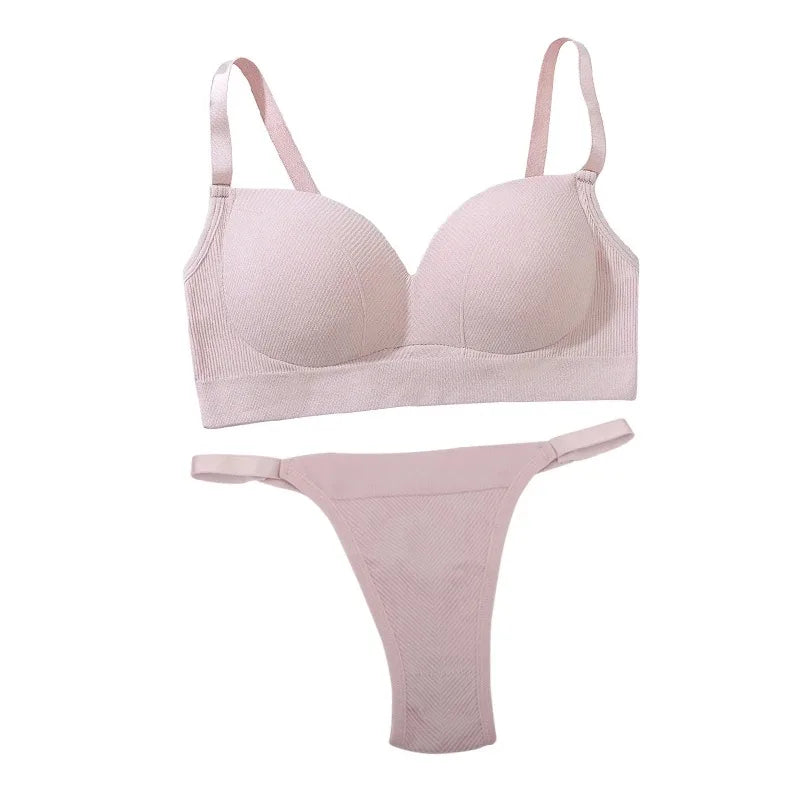 Seamless Women Sports Bra and Panty Set Fitness Lingerie Set Crop Top Style