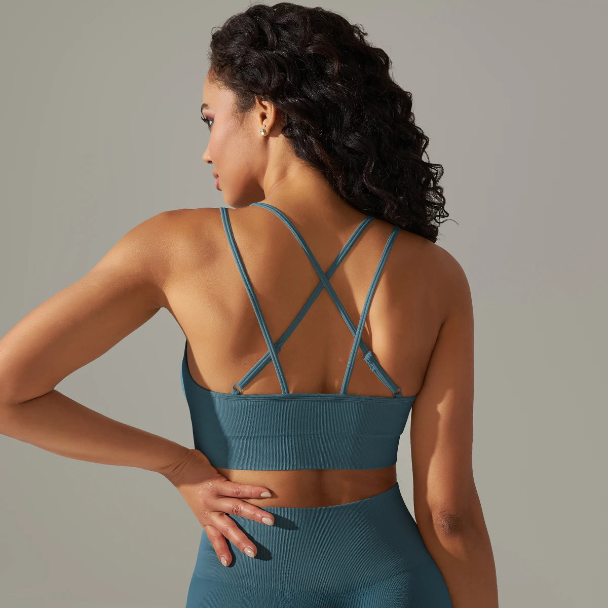 Women Sports Bra Yoga Fitness Top Seamless High Stretch Cross Strap Workout Bra