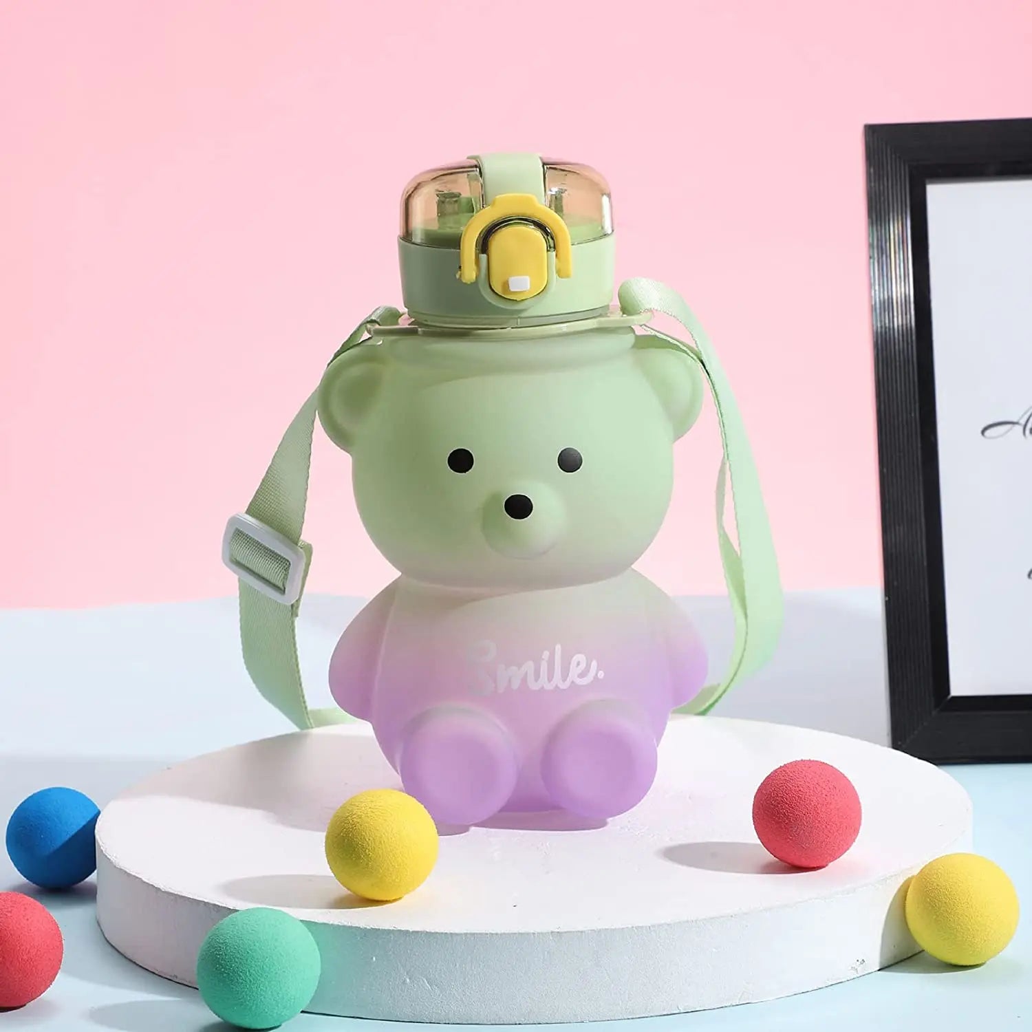 Cute Bear Water Bottle 800ml with Straw & Strap – Portable Leak-Resistant Drinking Cup for Kids & Daily Use