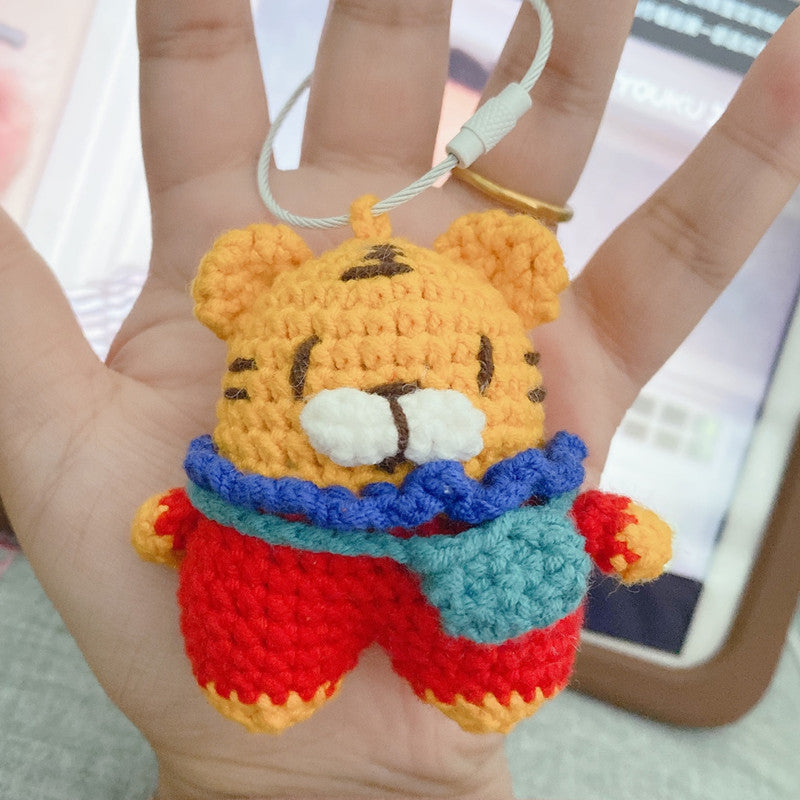 DIY Crochet Keychain Kit Cute Cartoon Doll Key Ring Yarn Craft Set